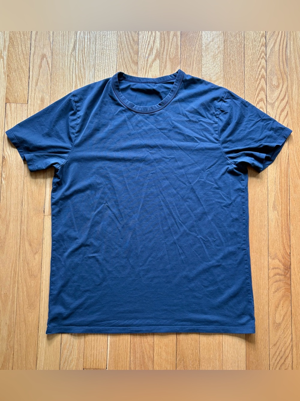 Lululemon Men’s Evolution Short Sleeve T-Shirt Medium Navy Blue Solid